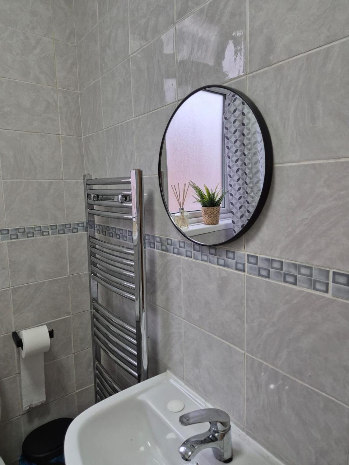 Rooms In Manchester 6 Minutes Drive To Victoria Station 外观 照片