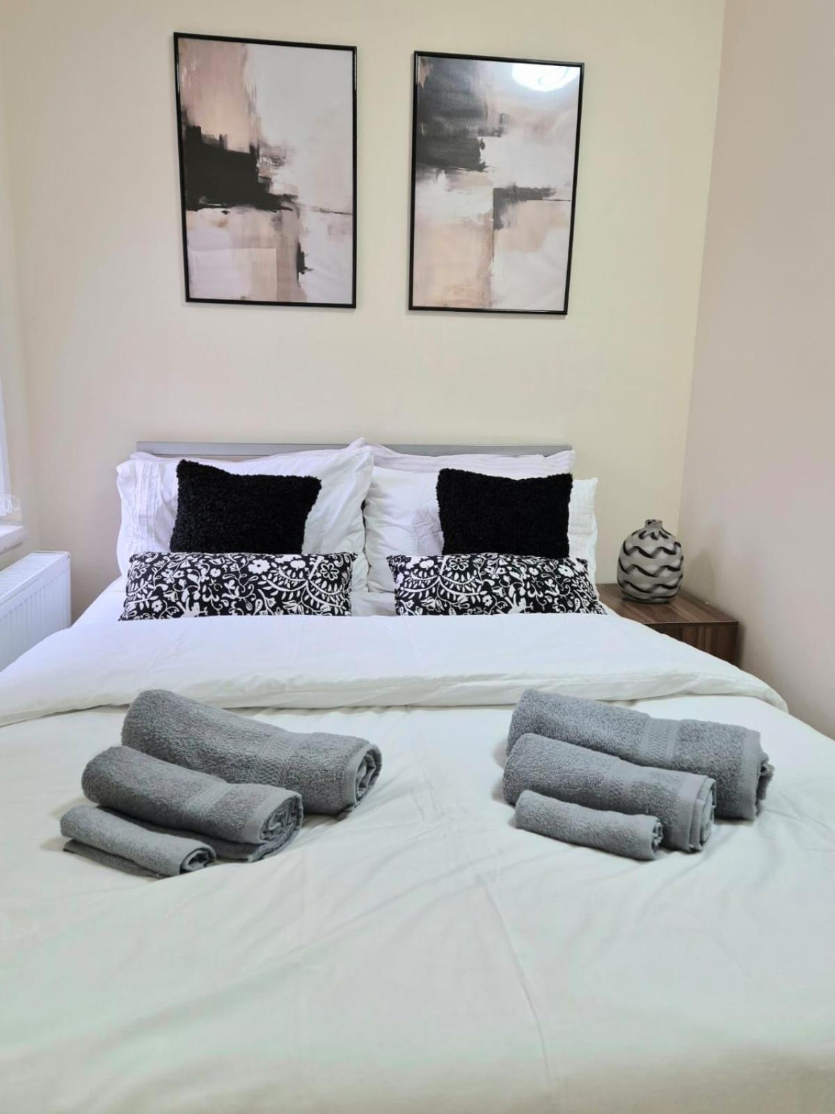 Rooms In Manchester 6 Minutes Drive To Victoria Station 外观 照片