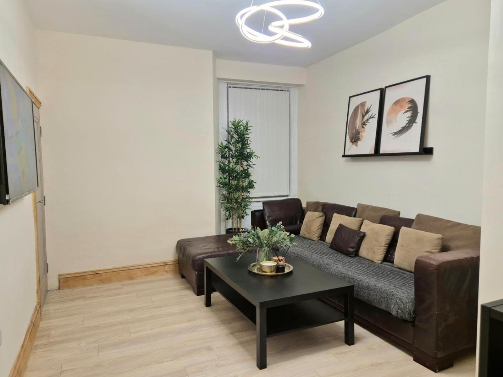 Rooms In Manchester 6 Minutes Drive To Victoria Station 外观 照片
