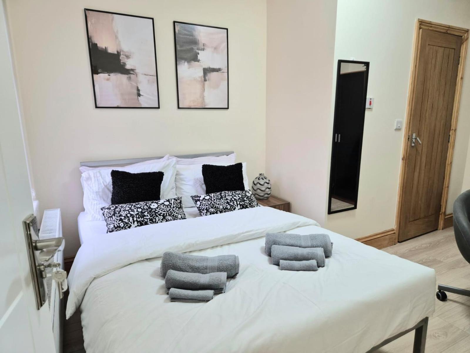 Rooms In Manchester 6 Minutes Drive To Victoria Station 外观 照片