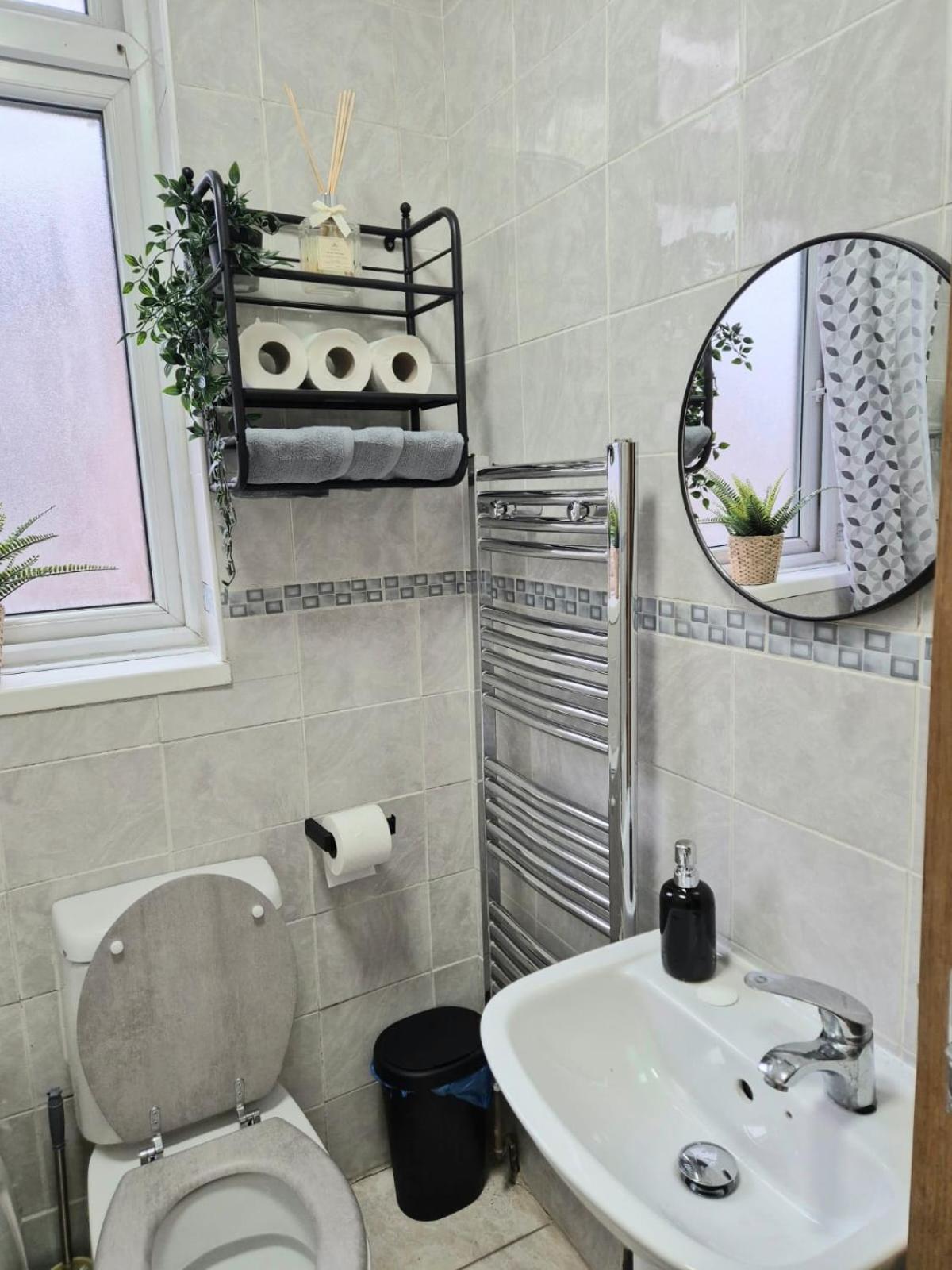 Rooms In Manchester 6 Minutes Drive To Victoria Station 外观 照片