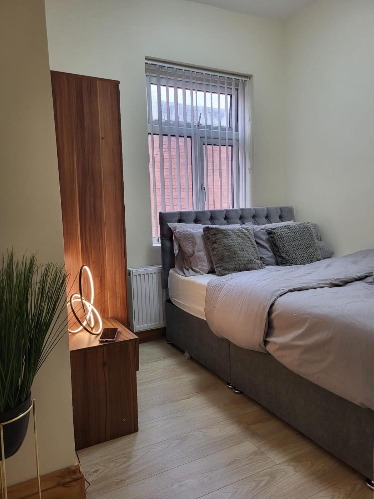 Rooms In Manchester 6 Minutes Drive To Victoria Station 外观 照片