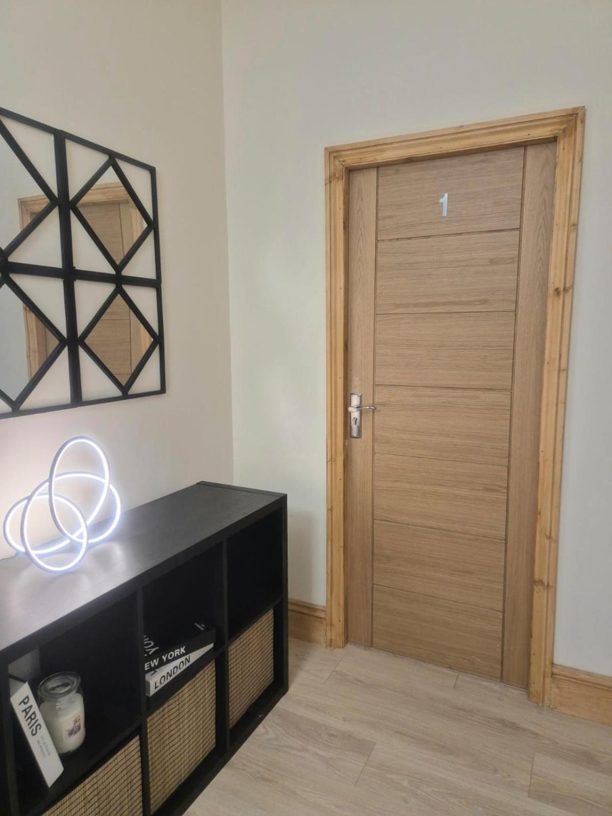 Rooms In Manchester 6 Minutes Drive To Victoria Station 外观 照片