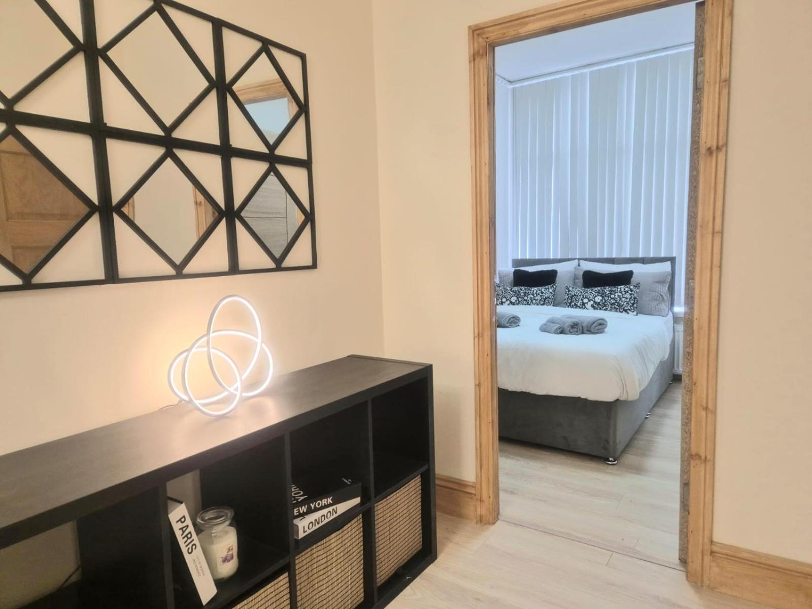 Rooms In Manchester 6 Minutes Drive To Victoria Station 外观 照片