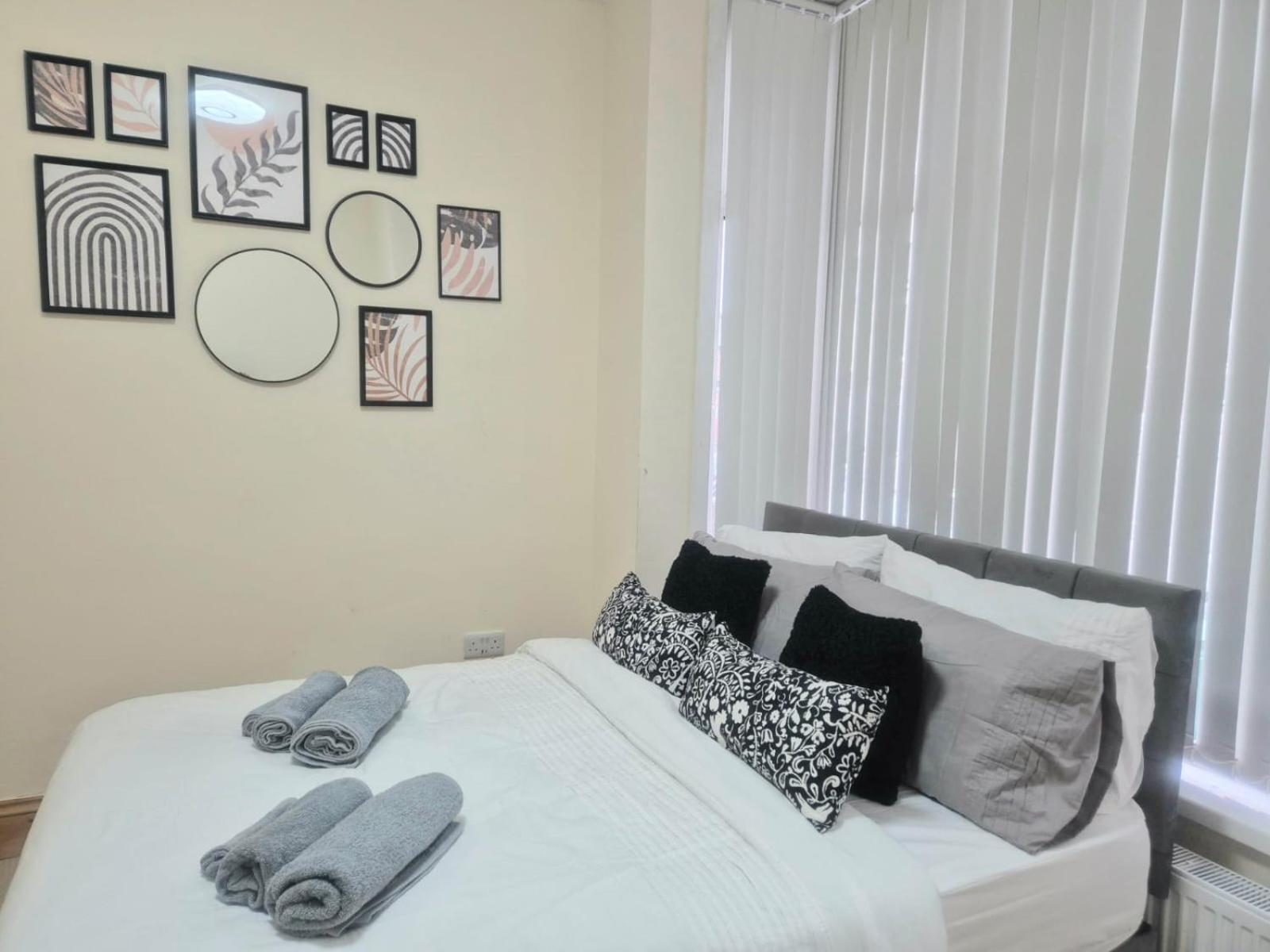 Rooms In Manchester 6 Minutes Drive To Victoria Station 外观 照片